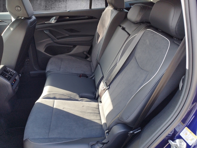 Tayron Elegance 1.5 eTSI DSG IQ-Drive/AHK/NAV/SH