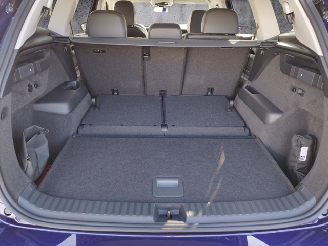 Tayron Elegance 1.5 eTSI DSG IQ-Drive/AHK/NAV/SH