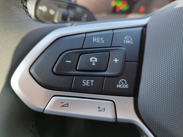 Tayron Elegance 1.5 eTSI DSG IQ-Drive/AHK/NAV/SH