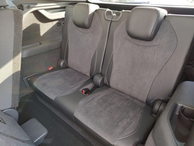 Tayron Elegance 1.5 eTSI DSG IQ-Drive/AHK/NAV/SH