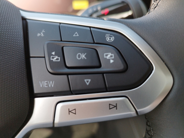 Tayron Elegance 1.5 eTSI DSG IQ-Drive/AHK/NAV/SH