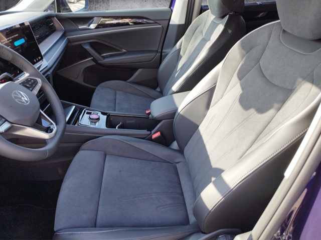 Tayron Elegance 1.5 eTSI DSG IQ-Drive/AHK/NAV/SH