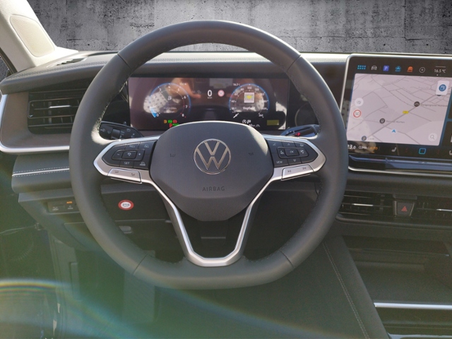 Tayron Elegance 1.5 eTSI DSG IQ-Drive/AHK/NAV/SH