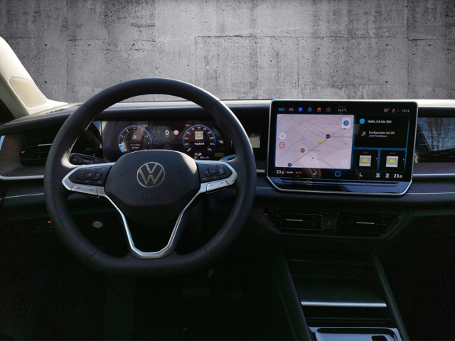 Tayron Elegance 1.5 eTSI DSG IQ-Drive/AHK/NAV/SH