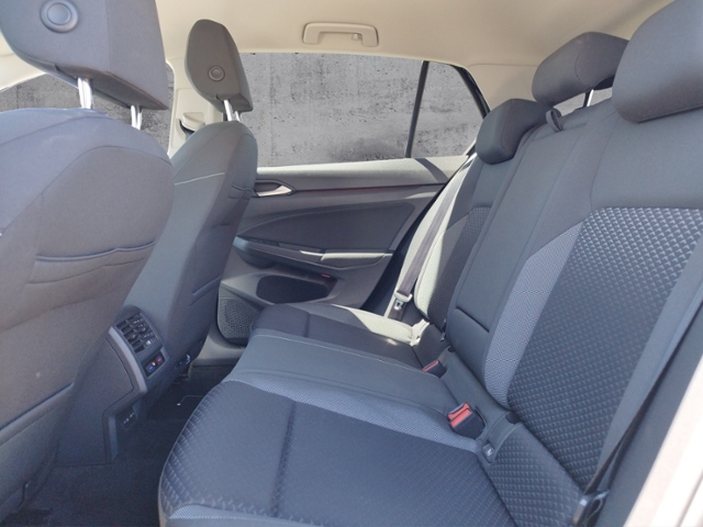 Golf VIII Life Active 1.5eTSI DSG Navi/ACC/Matri