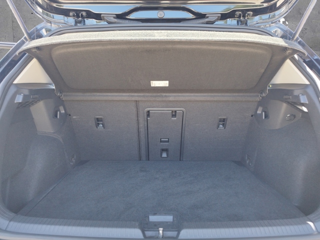 Golf VIII Life Active 1.5eTSI DSG Navi/ACC/Matri