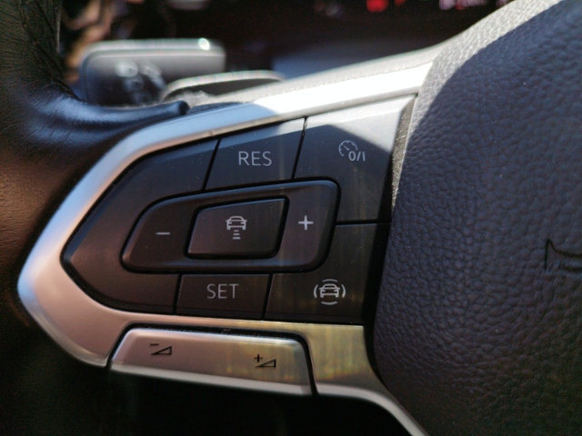 Golf VIII Life Active 1.5eTSI DSG Navi/ACC/Matri