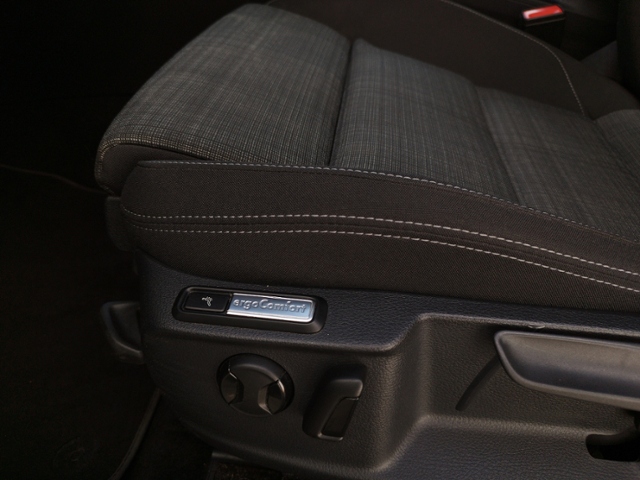 Passat Variant Business 2.0TDI DSG/Travelass/ACC