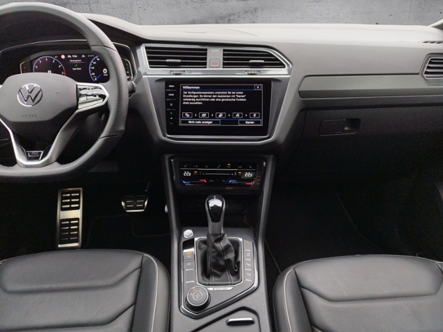 Tiguan R line 2.0 TSI 4M DSG IQ.Light/AHK/Black/
