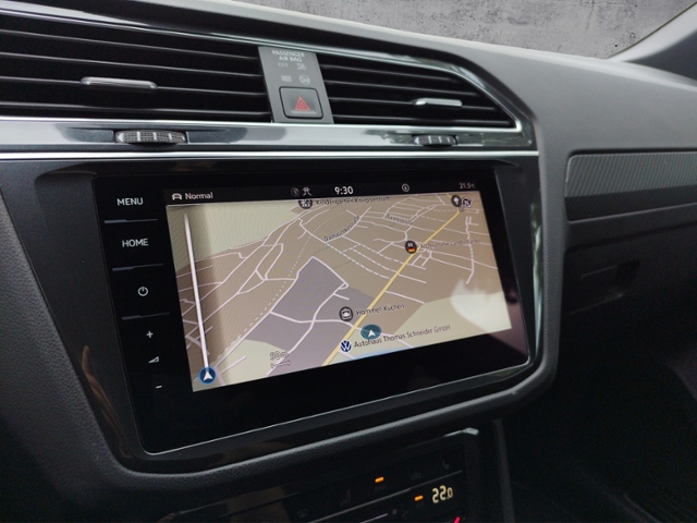 Tiguan R line 2.0 TSI 4M DSG IQ.Light/AHK/Black/