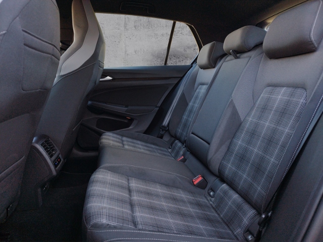 Golf VIII GTD 2.0 TDI DSG BusinessPrem./BlackSty