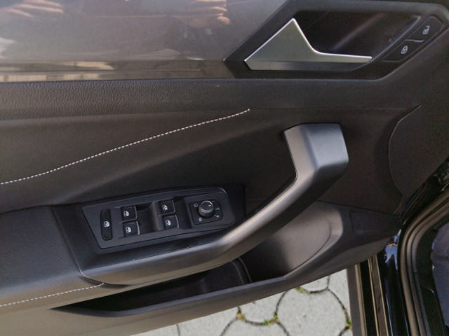 T-Roc Style 1.5 TSI 2-Zonen/AHK/SHZ KLIMA ALU