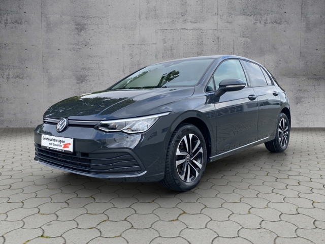 Golf VIII United 1.5 eTSI DSG STH/NAV/ACC KLIMA 