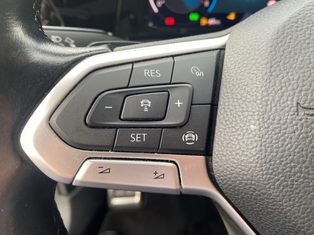 Golf VIII United 1.5 eTSI DSG STH/NAV/ACC KLIMA 