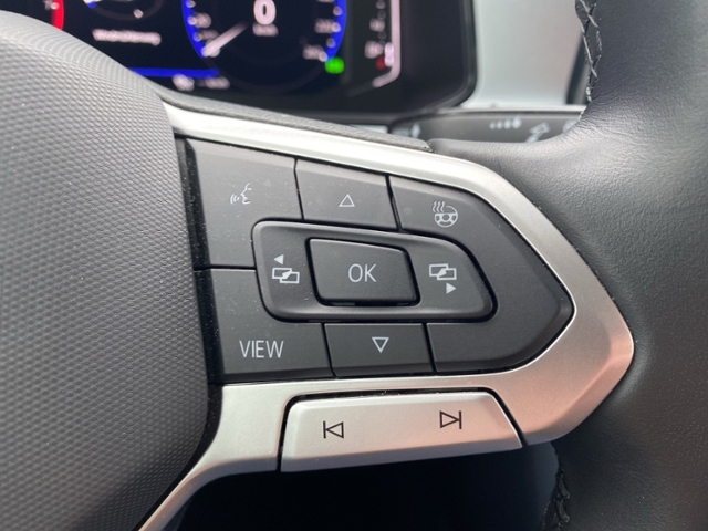 T-Roc Life 1.5 TSI DSG NAV/ACC/SHZ KLIMA LED NAV