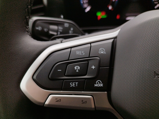 Passat Variant Business 1.5 eTSI DSG IQ.DRIVE KL