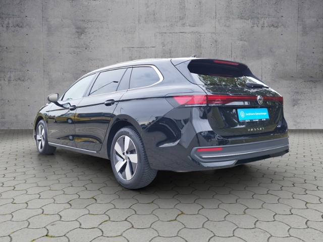 Passat Variant Business 1.5 eTSI DSG IQ.DRIVE KL