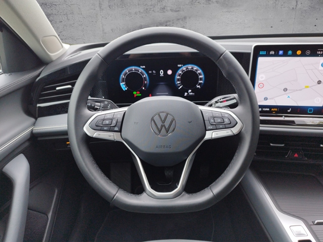 Passat Variant Business 1.5 eTSI DSG IQ.DRIVE KL