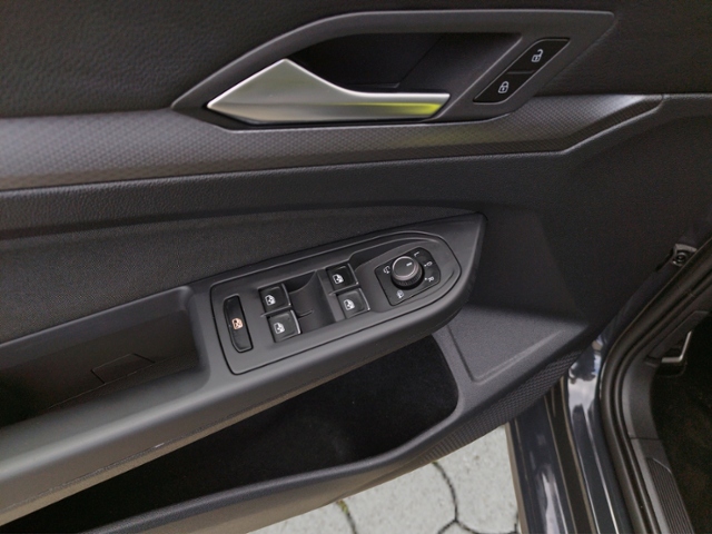 Golf VIII Active 2.0 TDI DSG NAV/ACC/PANO KLIMA 