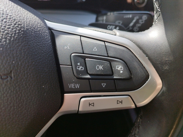 Golf VIII Life 1.5 eTSI DSG ACC/LED KLIMA LED AL