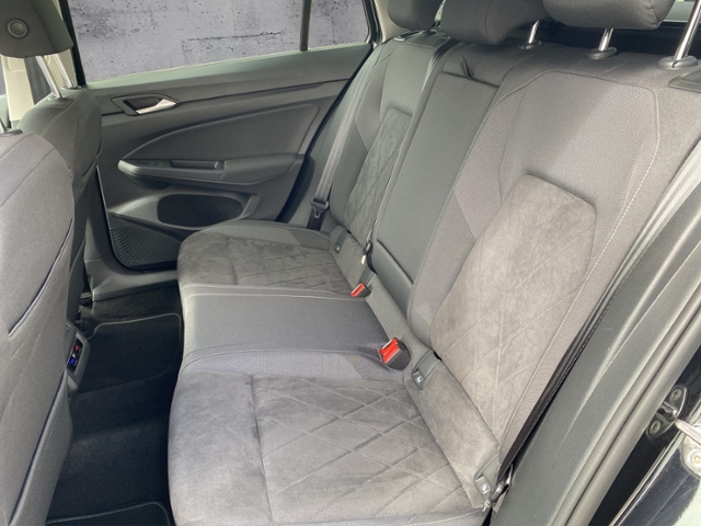 Golf VIII Variant Style 2.0 TDI DSG BusinessPrem