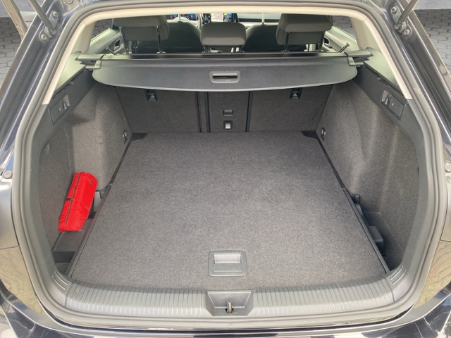 Golf VIII Variant Style 2.0 TDI DSG BusinessPrem