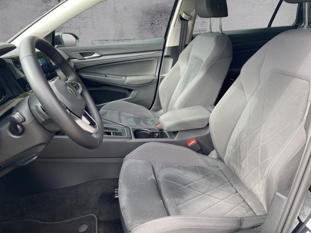 Golf VIII Variant Style 2.0 TDI DSG BusinessPrem