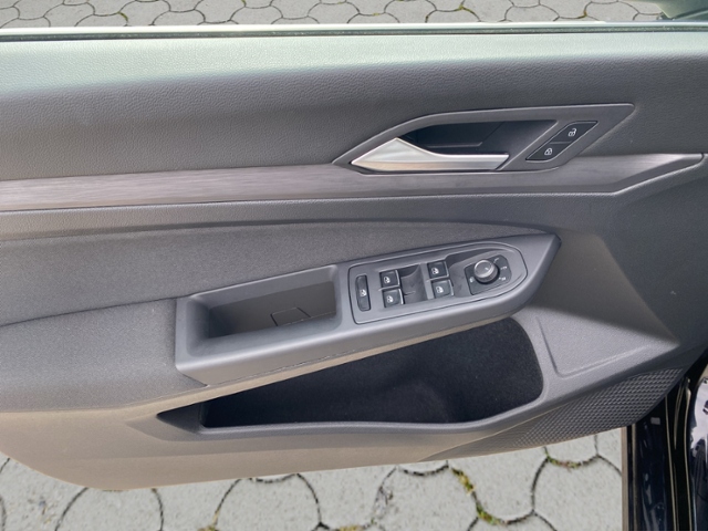 Golf VIII Variant Style 2.0 TDI DSG BusinessPrem