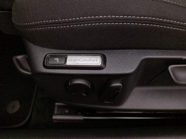 Passat Variant Business 2.0 TDI DSG NAV/SHZ KLIM