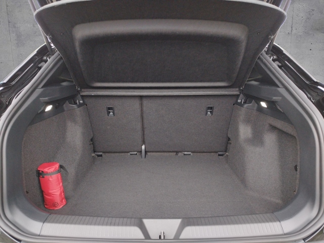 ID.4 Pure Performance STH/NAV/SHZ KLIMA LED NAVI