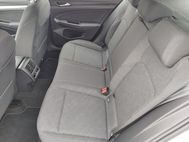 Golf VIII Life 1.5 TSI BusinessPrem./LED+ KLIMA 