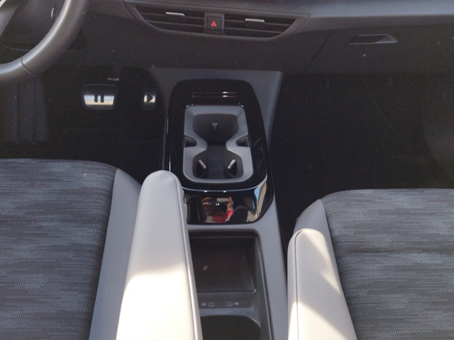 ID.4 Pure Performance 125kW Navi/H&K/HuD/LED/SHZ