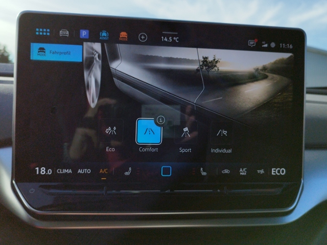 ID.4 Pure Performance 125kW Navi/H&K/HuD/LED/SHZ