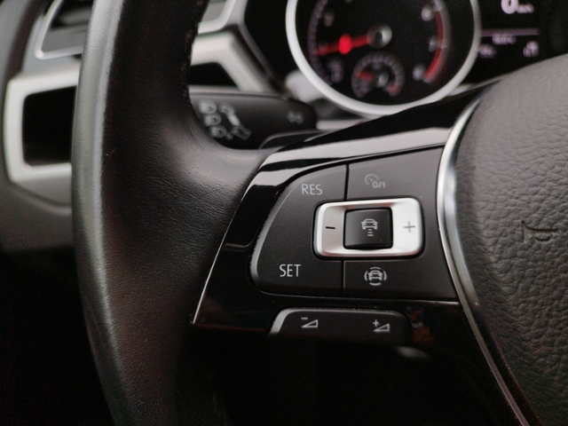 Touran Comfortline 1.5TSI DSG/AHK/ACC/Nebel/SHZ/