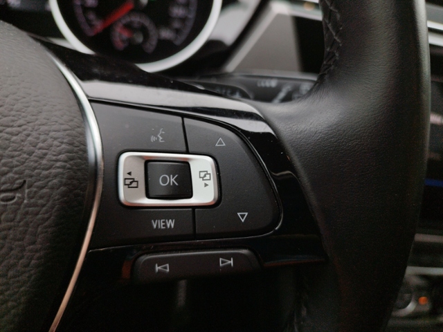 Touran Comfortline 1.5TSI DSG/AHK/ACC/Nebel/SHZ/