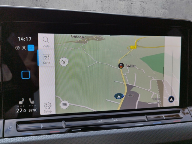 Golf VIII Active 2.0 TDI DSG HUD/ACC/PANO KLIMA 