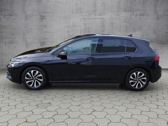 Golf VIII Active 2.0 TDI DSG HUD/ACC/PANO KLIMA 