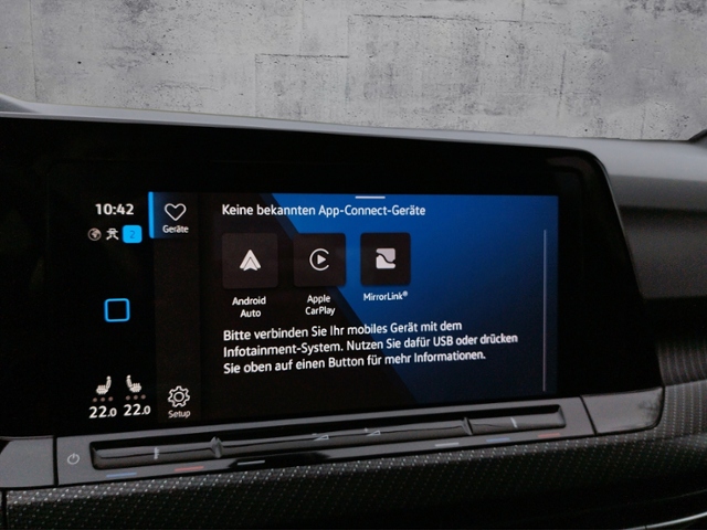 Golf VIII Variant R-Line 2.0 TSI DSG STH/IQ-LIGH