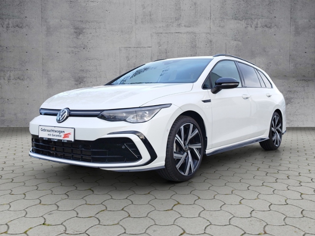 Golf VIII Variant R-Line 2.0 TSI DSG STH/IQ-LIGH
