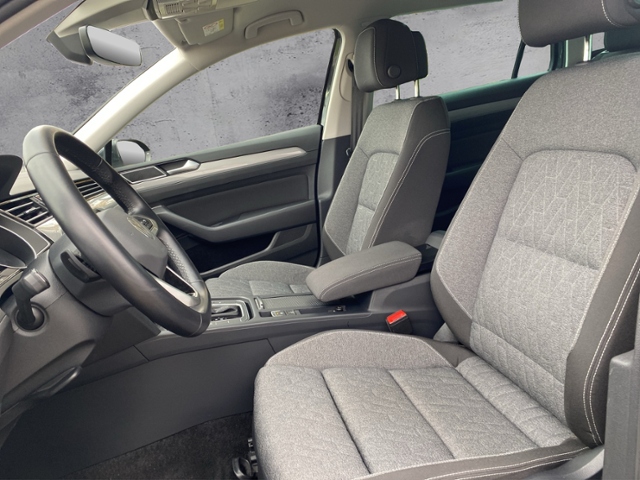 Passat Variant Business 2.0 TDI DSG NAV/SHZ KLIM