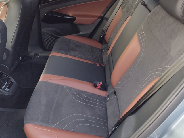 ID.5 Pro Performance PANO/HUD/IQ.LIGHT KLIMA LED