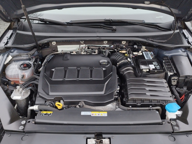 Passat Variant Business 2.0 TDI DSG NAV/Vienna K