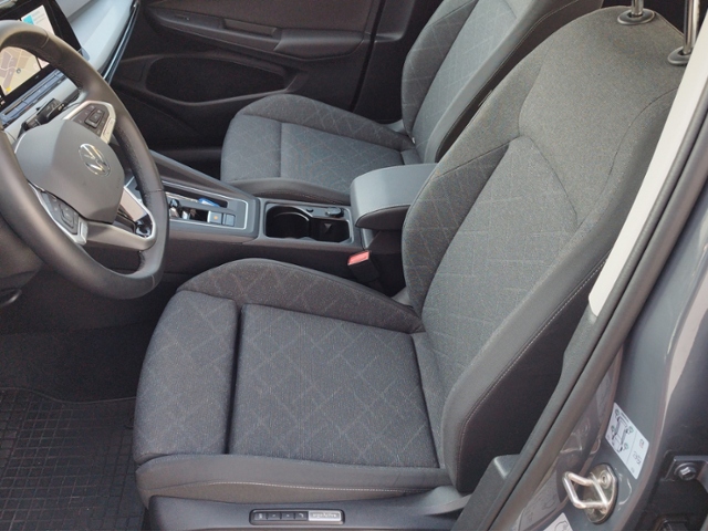 Golf VIII Variant Life 2.0 TDI DSG BusinessPrem.