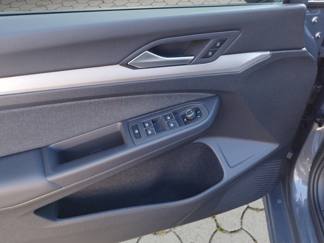 Golf VIII Variant Life 2.0 TDI DSG BusinessPrem.