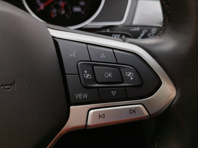 Passat Variant Business 2.0 TDI DSG STH/NAV KLIM