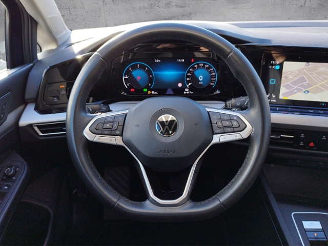 Golf VIII Variant Life 2.0 TDI DSG NAV/ACC/L+S K