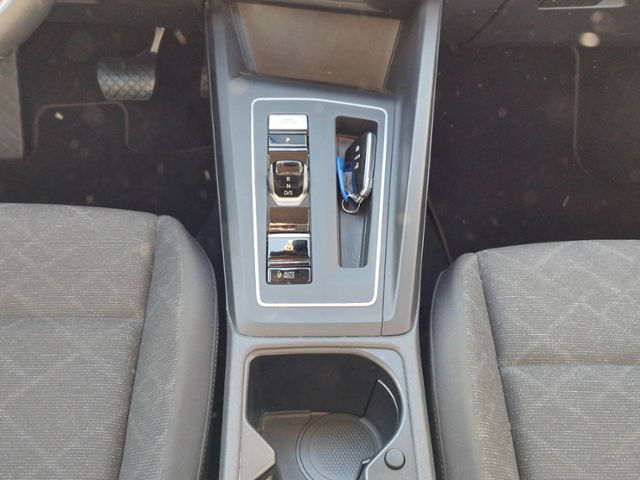 Golf VIII Variant Life 2.0 TDI DSG NAV/ACC/SHZ K