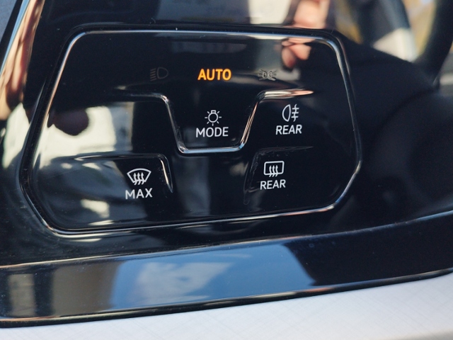 Golf VIII Variant Life 2.0 TDI DSG NAV/ACC/SHZ K