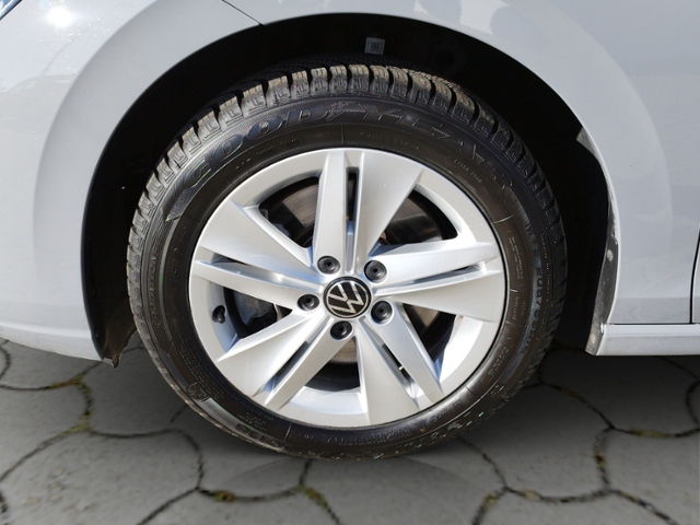 Golf VIII Variant Life 2.0 TDI DSG NAV/ACC/SHZ K