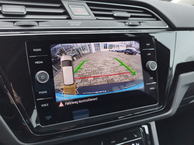 Touran Comfortline 1.5 TSI DSG R-Line/IQ.DRIVE K